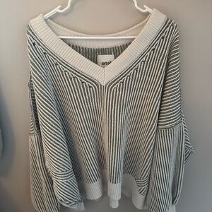 Aerie V-Neck Striped Sweater - Black and White